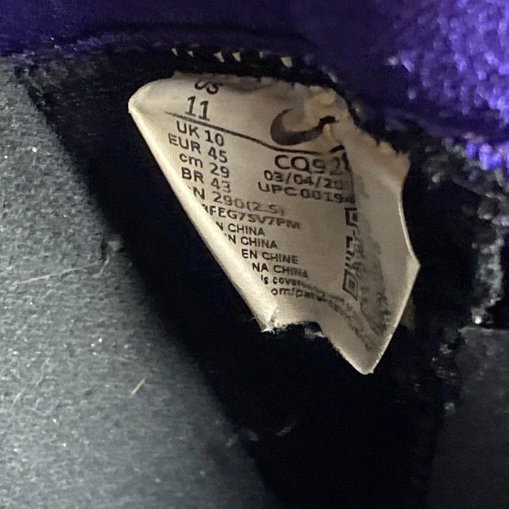 Nike LeBron XVIII Lakers US Mens‎ Size 11 Purple/Black/White/ Metallic Gold/NBA
